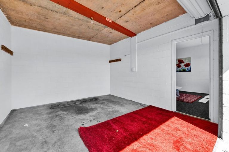 Photo of property in 27b Port View Crescent, Moturoa, New Plymouth, 4310