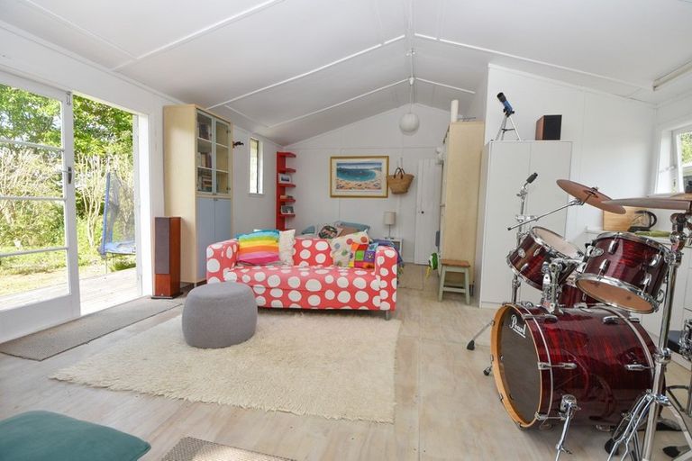 Photo of property in 15 Hilton Road, Carterton, 5713