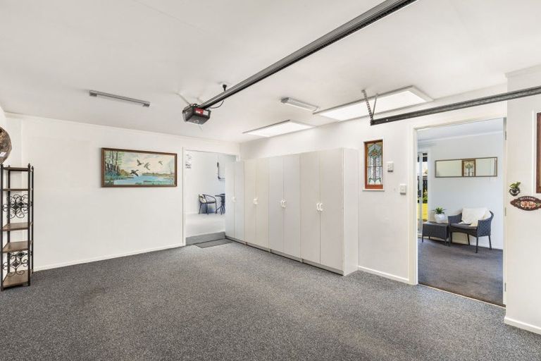 Photo of property in 38 Wairau Road, Oakura, 4314