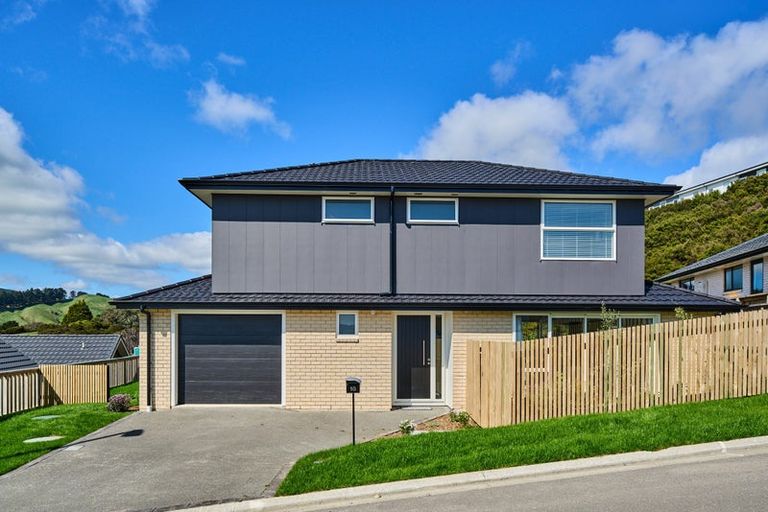 Photo of property in 10 Topsail Way, Whitby, Porirua, 5024