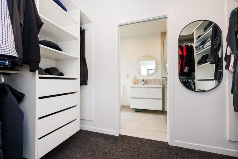 Photo of property in 58 Kanuka Drive, Hokowhitu, Palmerston North, 4410