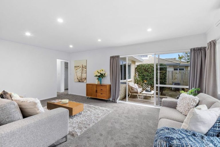 Photo of property in 2/448 Hibiscus Coast Highway, Orewa, 0931