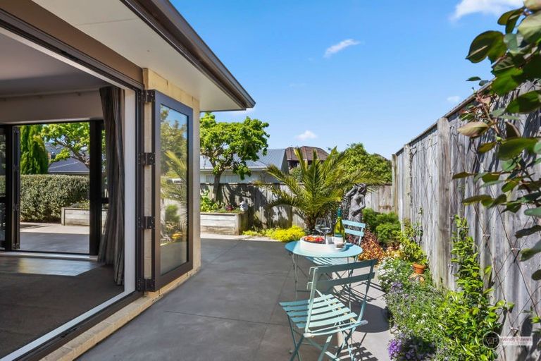 Photo of property in 3 Cataldo Mews, Avalon, Lower Hutt, 5011