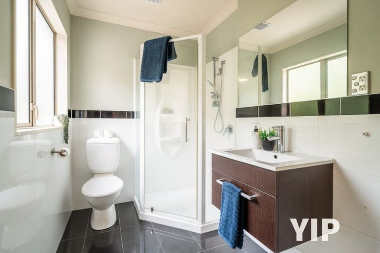 Photo of property in 50 Erlestoke Crescent, Churton Park, Wellington, 6037