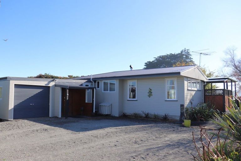 Photo of property in 19 Lake Road, Longbush, Invercargill, 9871