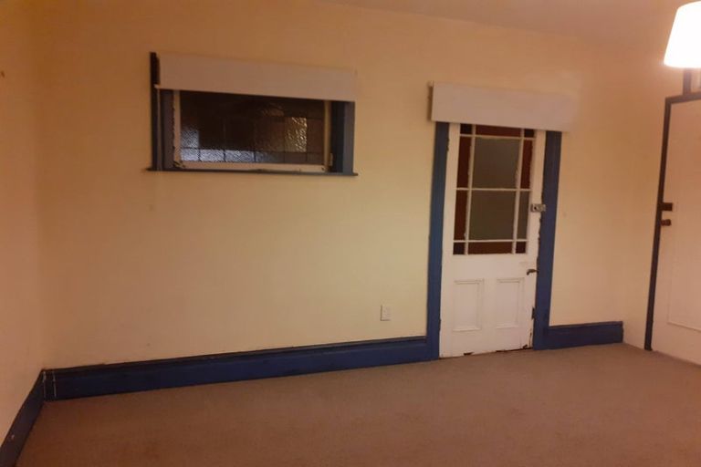 Photo of property in 36 Macdonald Crescent, Te Aro, Wellington, 6011