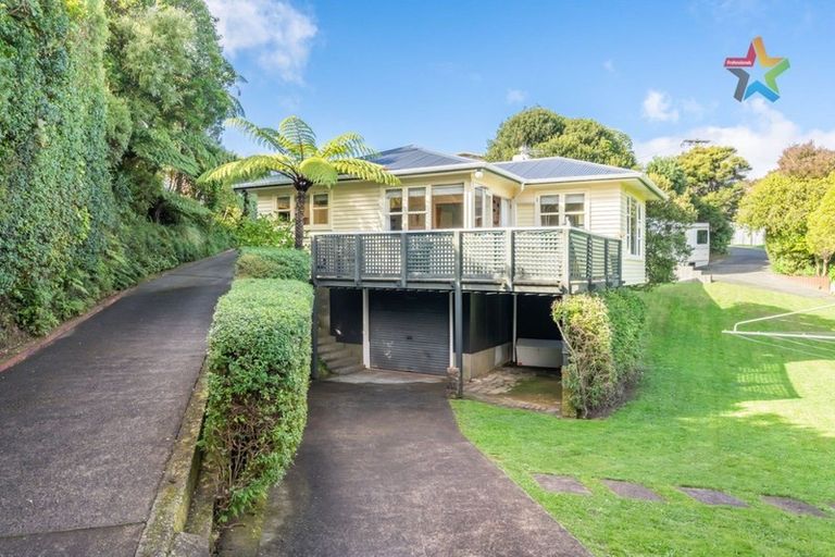 Photo of property in 91a Normandale Road, Normandale, Lower Hutt, 5010