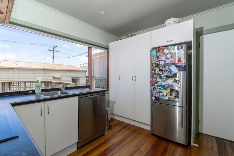 Photo of property in 141 Riria Kereopa Memorial Drive, Raglan, 3297