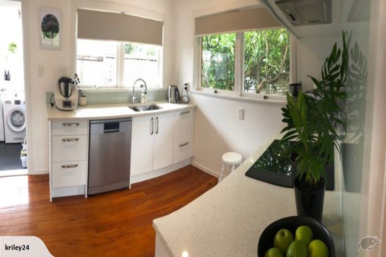Photo of property in 1/70 Karaka Street, Takapuna, Auckland, 0622
