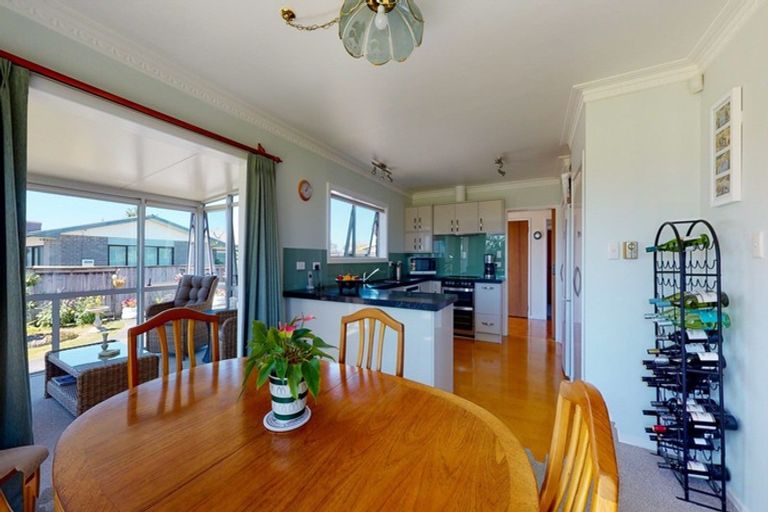 Photo of property in 39 Hayward Road, Ngatea, 3503