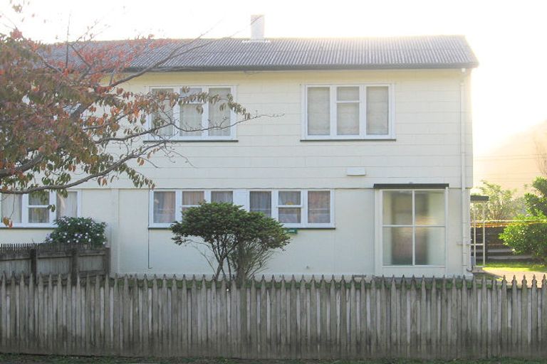 Photo of property in 2/17 Eldon Grove, Taita, Lower Hutt, 5019