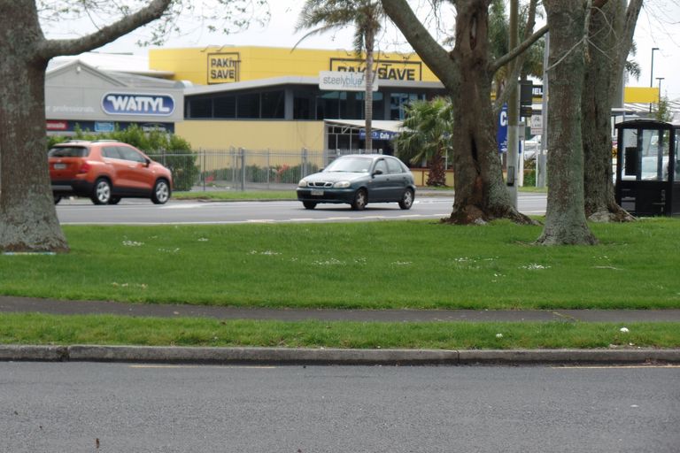 Photo of property in 3 Waterview Road West, Takanini, 2112