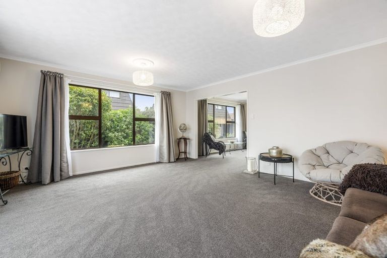 Photo of property in 121 Prestons Road, Redwood, Christchurch, 8051