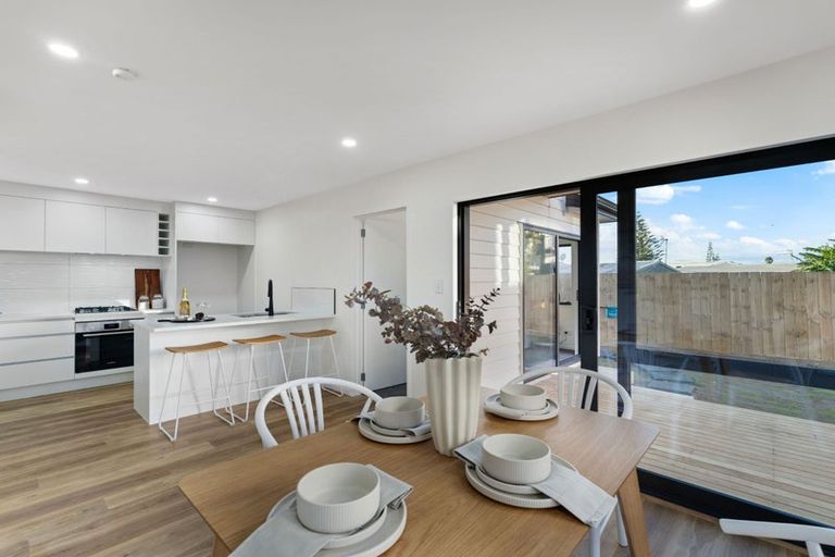 Photo of property in 35c Royton Avenue, Mangere East, Auckland, 2024