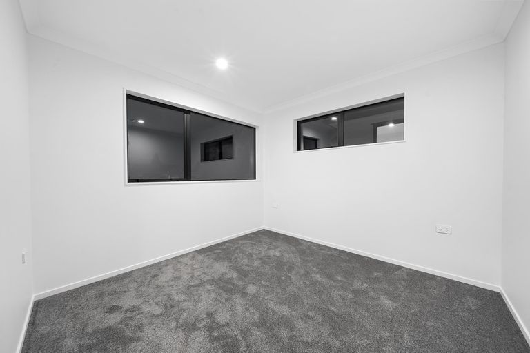 Photo of property in 29c Hywell Place, Manurewa, Auckland, 2102