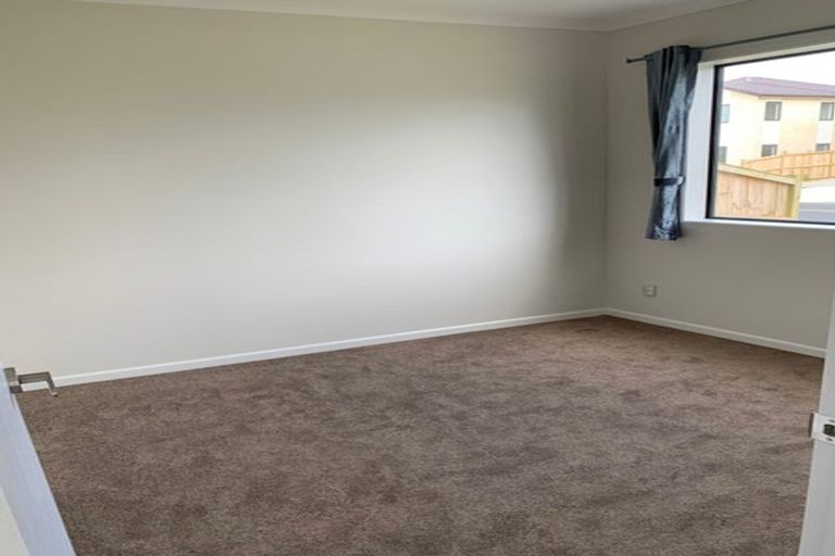 Photo of property in 11 Hinoki Way, Flat Bush, Auckland, 2019