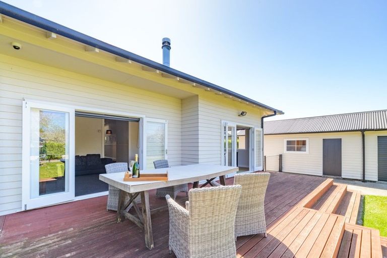 Photo of property in 20 Knowles Street, Terrace End, Palmerston North, 4410
