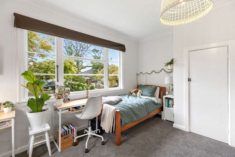 Photo of property in 277 Park Road, Hokowhitu, Palmerston North, 4410