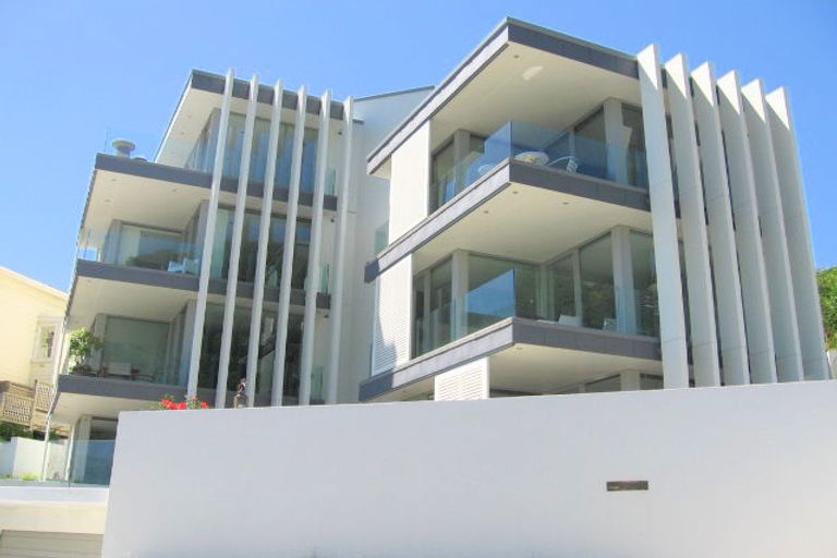 Photo of property in Alto Apartments, 1b/22 Telford Terrace, Oriental Bay, Wellington, 6011