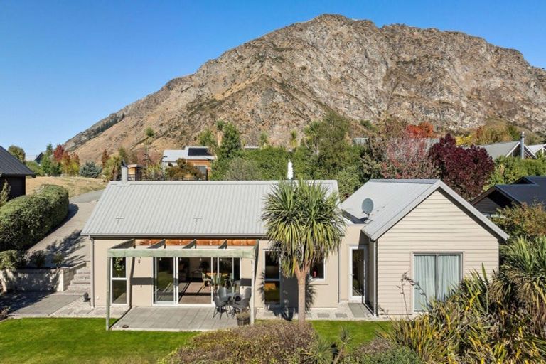 Photo of property in 51 Mathias Terrace, Arthurs Point, Queenstown, 9371