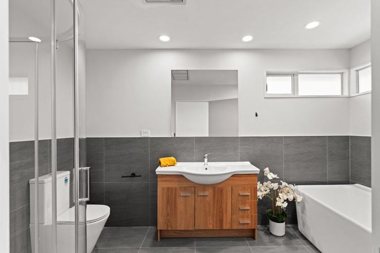 Photo of property in 64 Bevington Street, Avonhead, Christchurch, 8042