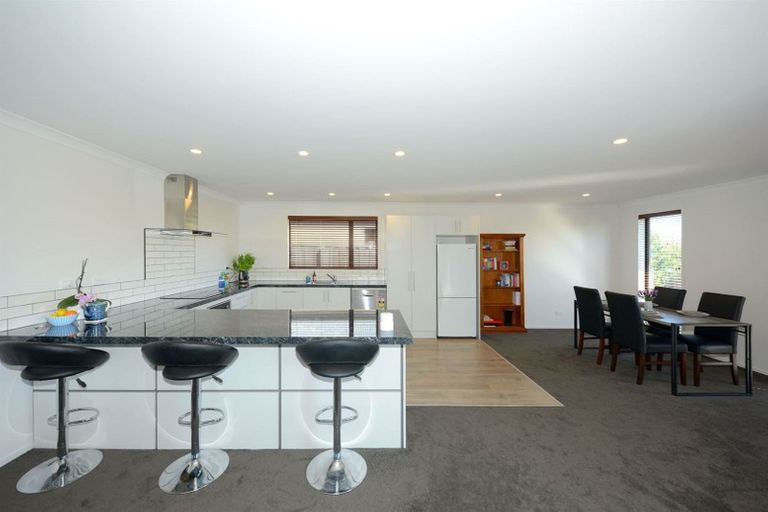 Photo of property in 9 Seaward Street, Pegasus, 7612