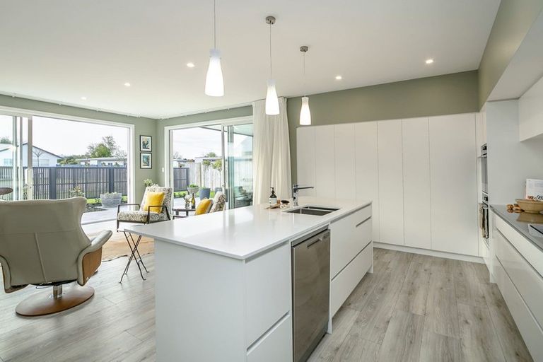 Photo of property in 1 Whatman Avenue, Masterton, 5810