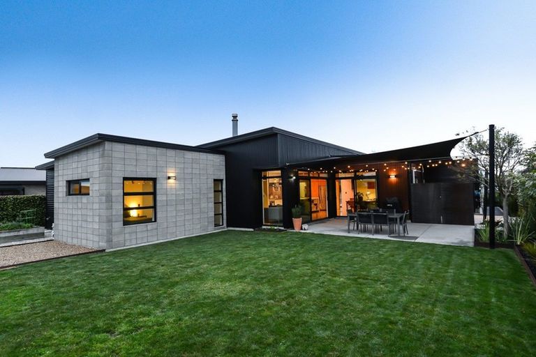 Photo of property in 19 Satchmo Place, Rototuna North, Hamilton, 3210