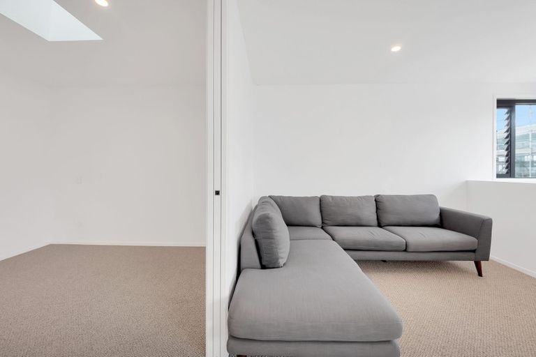 Photo of property in 11 Otira Close, Papamoa Beach, Papamoa, 3118