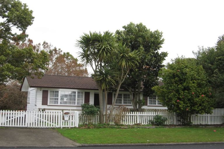 Photo of property in 27 Fairdale Avenue, Red Hill, Papakura, 2110