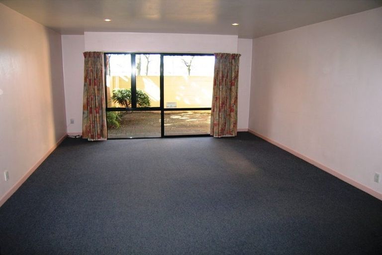 Photo of property in 75c Deans Avenue, Riccarton, Christchurch, 8011