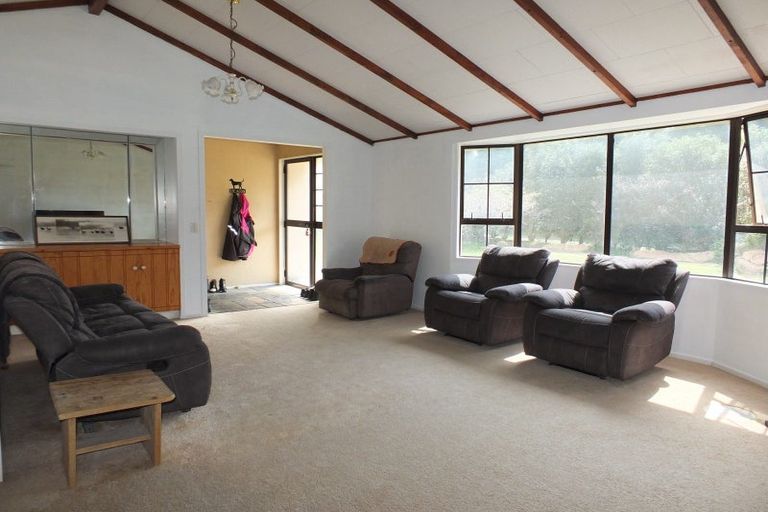 Photo of property in 282 Hickford Road, Foxton, 4891