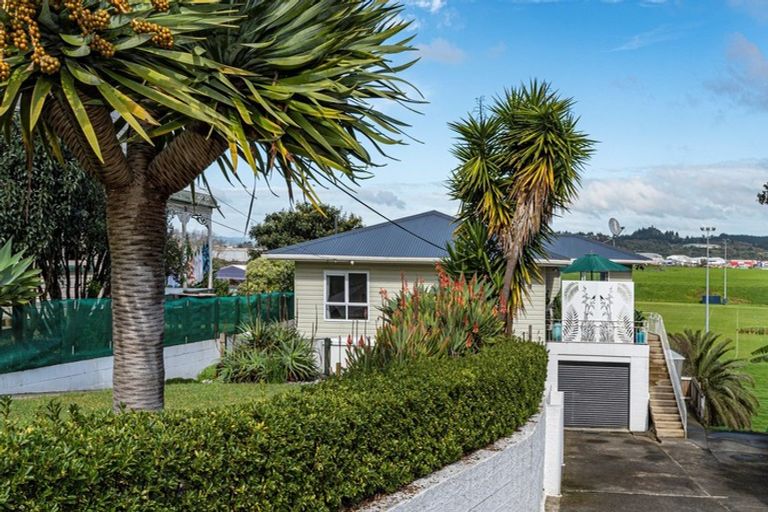 Photo of property in 10 Tanekaha Drive, Parahaki, Whangarei, 0112