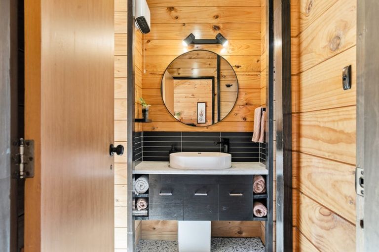 Photo of property in 2/238 Estuary Road, South New Brighton, Christchurch, 8062