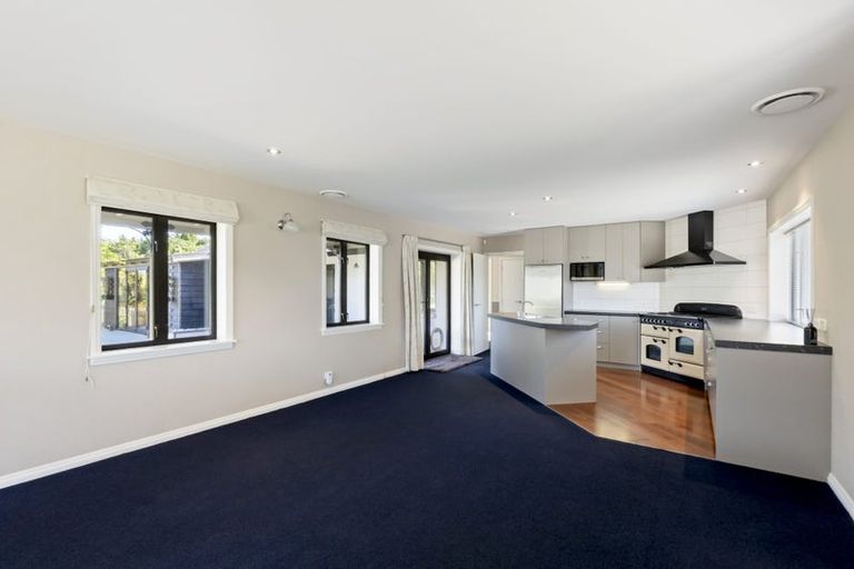 Photo of property in 968 Kingston Road, Drift Bay, Queenstown, 9371