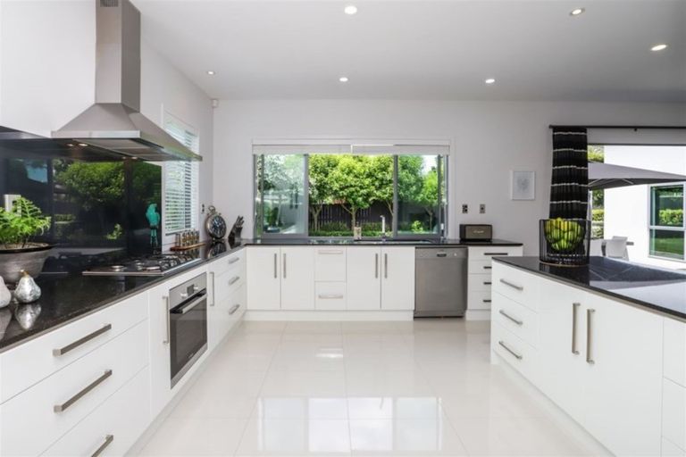 Photo of property in 19 Bree Place, Flagstaff, Hamilton, 3210