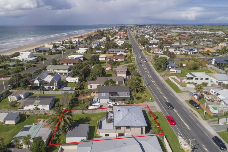 Photo of property in 1119 Papamoa Beach Road, Papamoa Beach, Papamoa, 3118