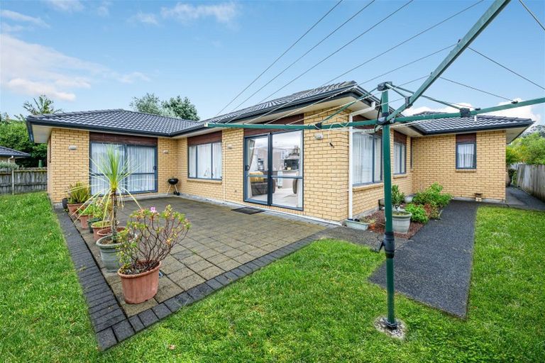 Photo of property in 39 Sapperton Drive, Henderson, Auckland, 0612