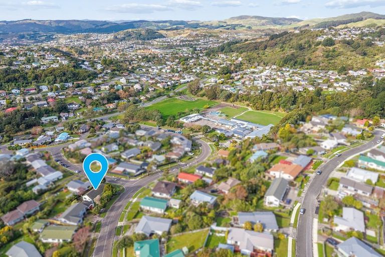 Photo of property in 1 Woolwich Close, Whitby, Porirua, 5024