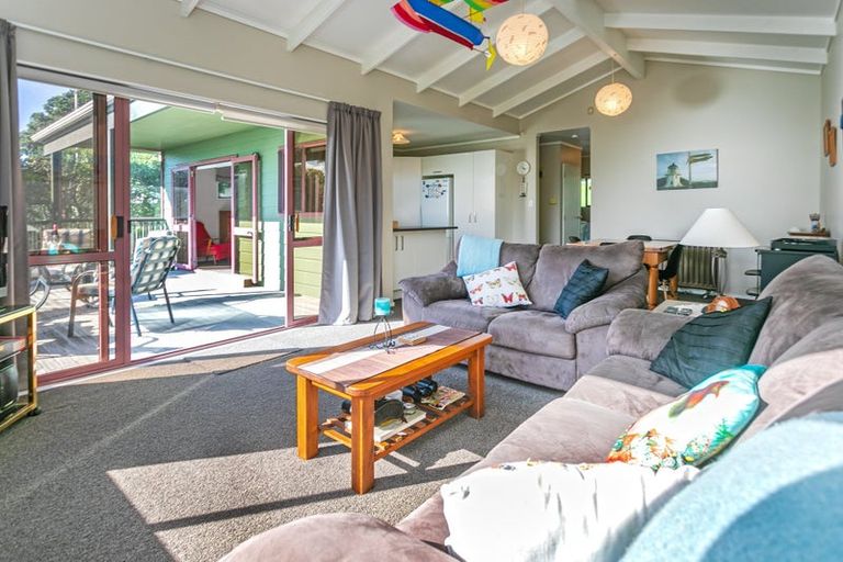 Photo of property in 4e Torehina Heights, Amodeo Bay, Coromandel, 3584