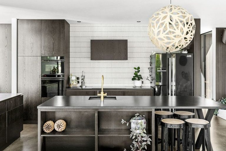 Photo of property in 1 Mcrae Rise, Wanaka, 9305