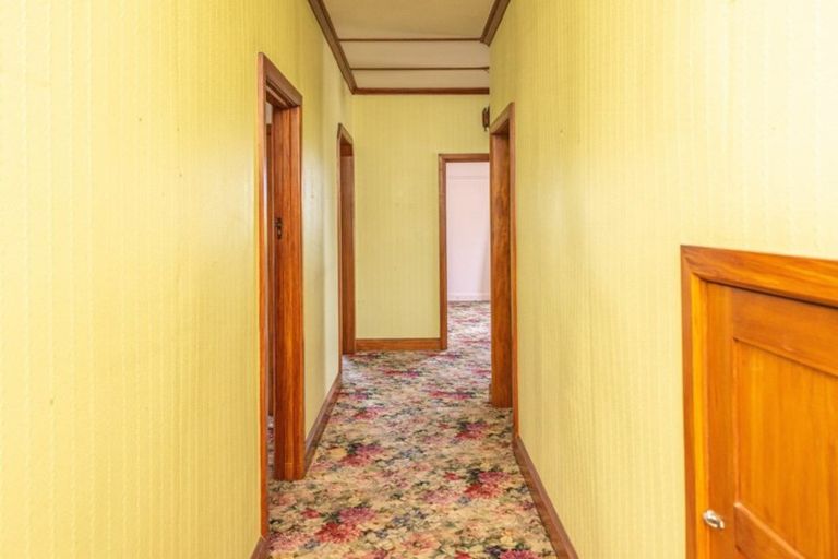 Photo of property in 32 Guyton Street, Whanganui, 4500