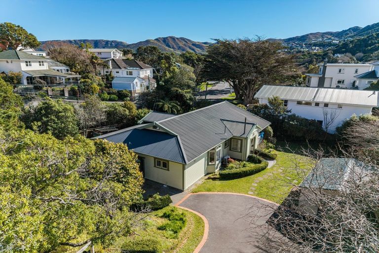 Photo of property in 30 Clutha Avenue, Khandallah, Wellington, 6035