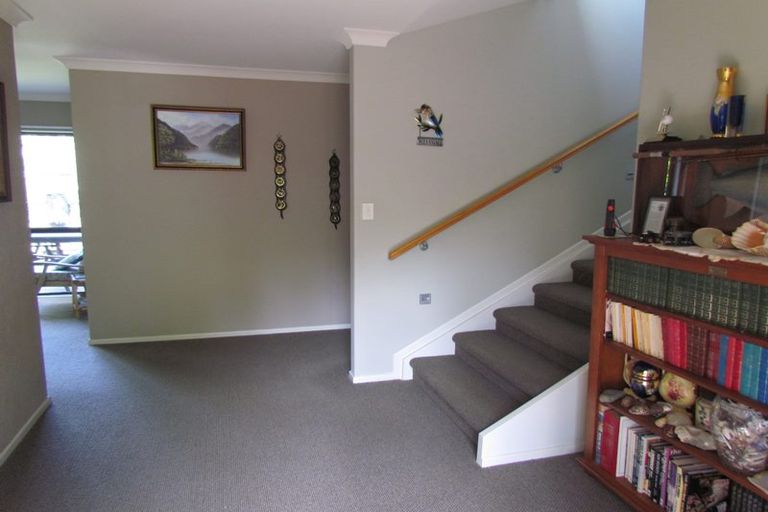 Photo of property in 35 Athenree Road, Athenree, Katikati, 3177