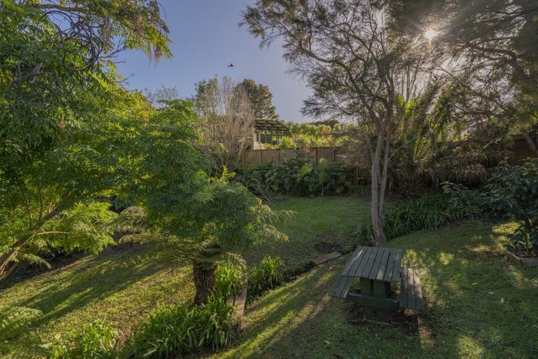 Photo of property in 12 Miro Place, Whitianga, 3510