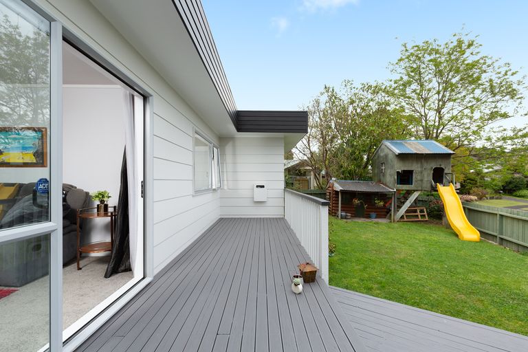 Photo of property in 16 Pandora Place, Welcome Bay, Tauranga, 3112