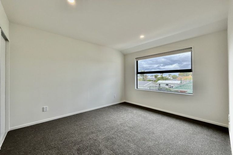 Photo of property in 2/27 Evesham Crescent, Spreydon, Christchurch, 8024