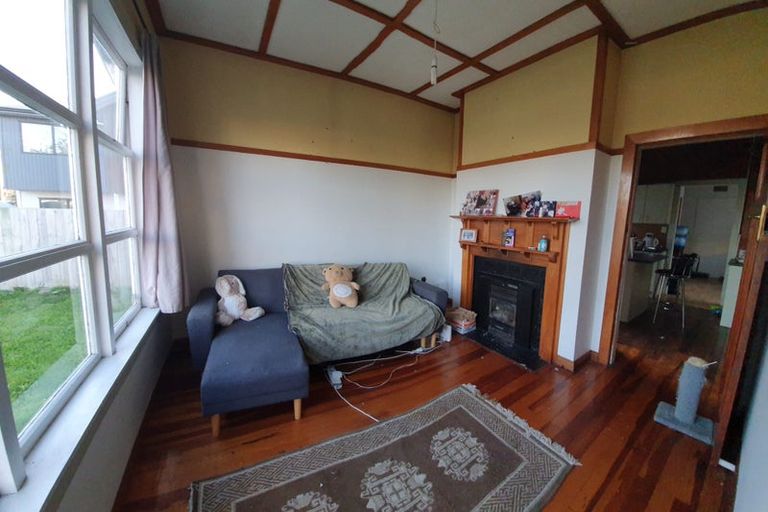 Photo of property in 25 Busby Street, Blockhouse Bay, Auckland, 0600