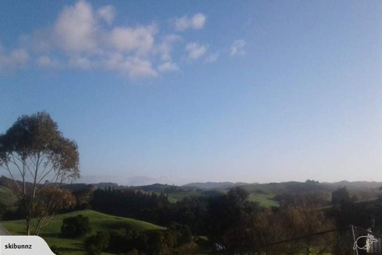 Photo of property in 50 Gorge Road, Maungaturoto, 0520