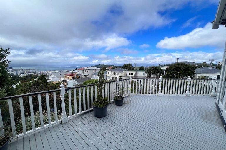 Photo of property in 8 Bruce Avenue, Brooklyn, Wellington, 6021